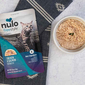 Nulo FreeStyle Chicken & Salmon in Broth Cat Food Topper 2.8 oz Pack of 24