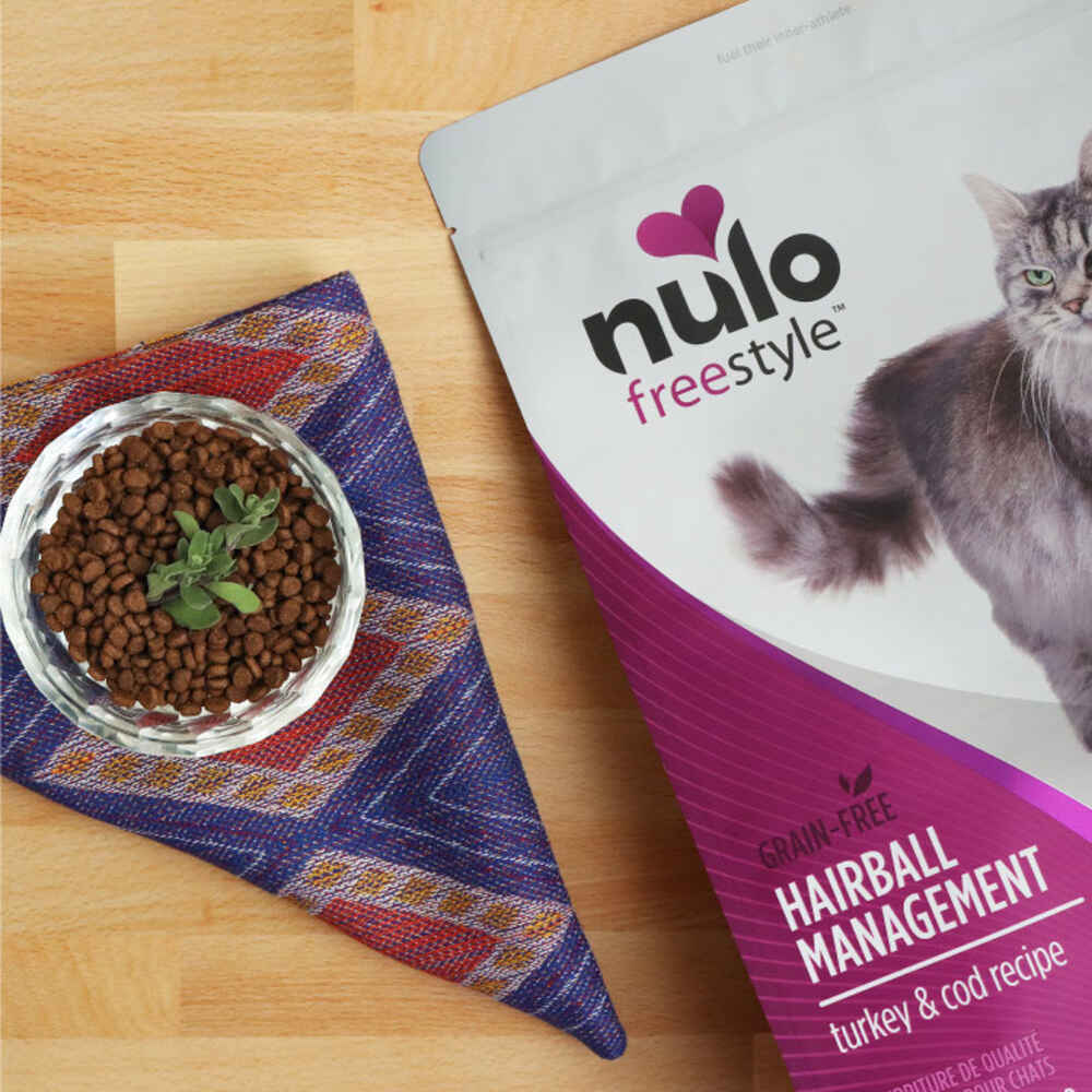 Nulo FreeStyle Adult Grain-Free Hairball Management Turkey & Cod Dry Cat Food