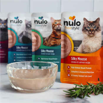 Nulo Freestyle Yellowfin Tuna & Shrimp Silky Mousse Cat Food 24 2.8 oz pack