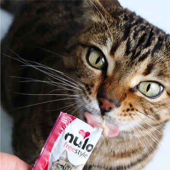 Nulo FreeStyle Beef & Sardine Perfect Purees Lickable Cat Treat 0.5OZ Pack of 6